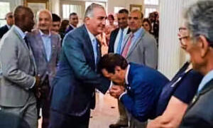 چرا رضا پهلوی برای رهبری دوران گذار کافی نیست؟ مقایسه با رهبران تحول‌آفرین تاریخ